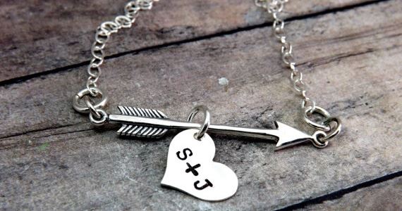 personalized arrow necklace